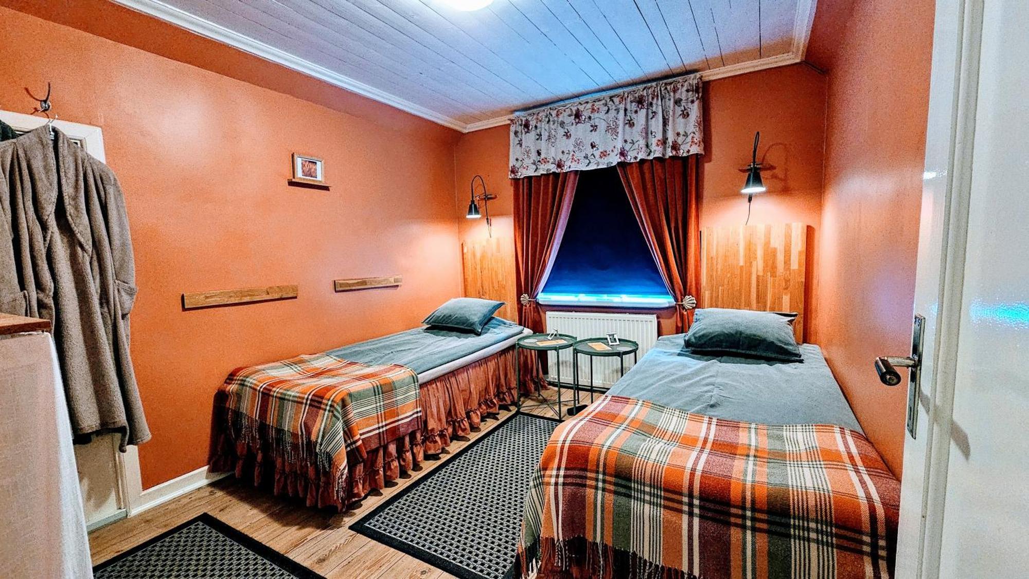 Bed & Breakfast Ullaredsgården Express *